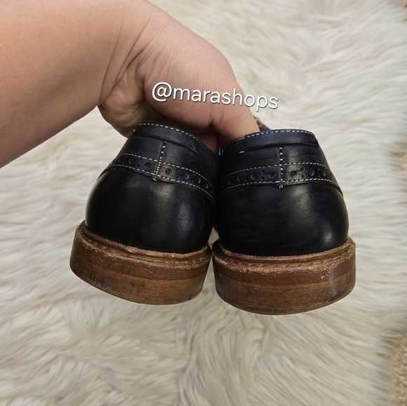 Allen Edmonds Bainbridge Cap Toe Derby Dress Shoes - Picture 5 of 7